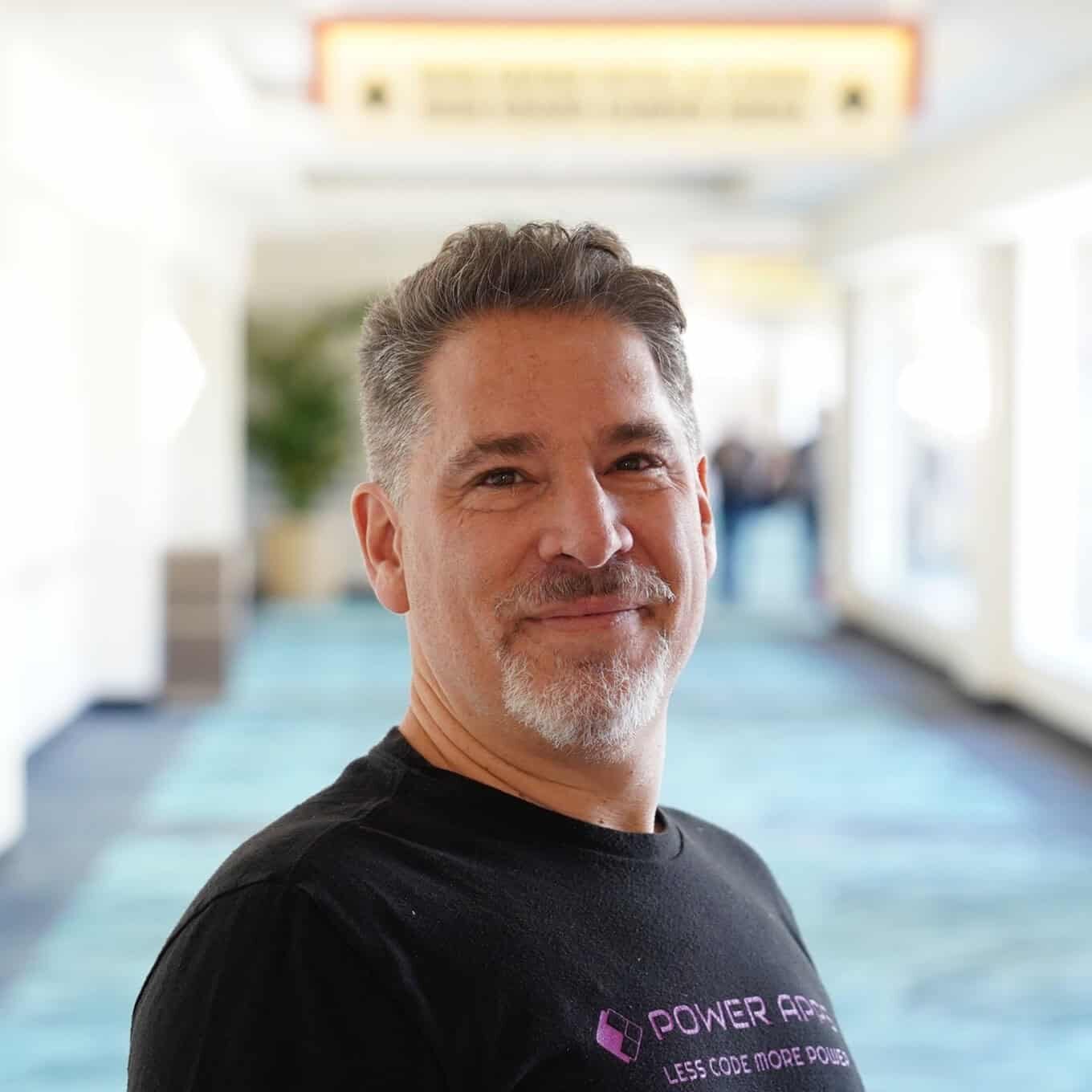 Profile image of Leon Welicki